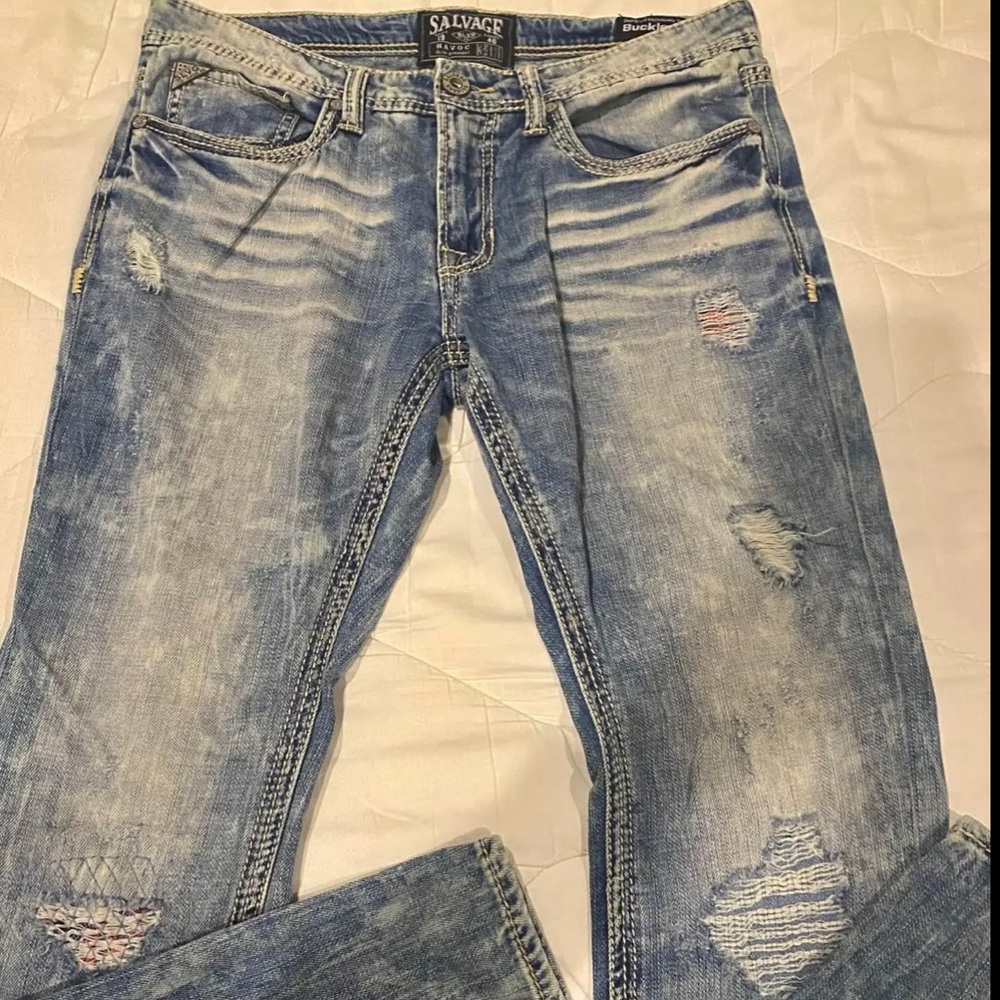 Size 34R men’s Salvage jeans from Buckle. Paid $78. Only been tried on.
